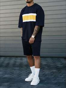 Manfinity Homme 男士藏蓝色春夏成熟T恤套装 - 彩色 - 查看 3