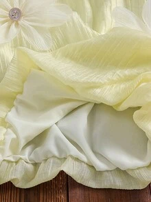 1件女婴柔软面料优雅甜美公主裙，无袖圆领泡泡袖连衣裙，饰有3D立体花朵，可爱休闲A字短裙，适合夏季户外活动、购物、公园、海滩、周末、摄影、旅行、派对等场合。 - 黃色 - 查看 7