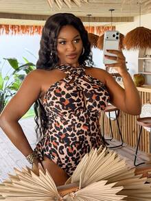 Slaydiva 2026 Nuevo Llegada Traje de Baño de Una Pieza Talla Grande con Estampado de Leopardo Multicolor Aleatorio, Moda Vacacional y Casual, Cintura Ajustable con Cruce, Volantes con Moño, Efecto Estilizante - Multicolor - View 5