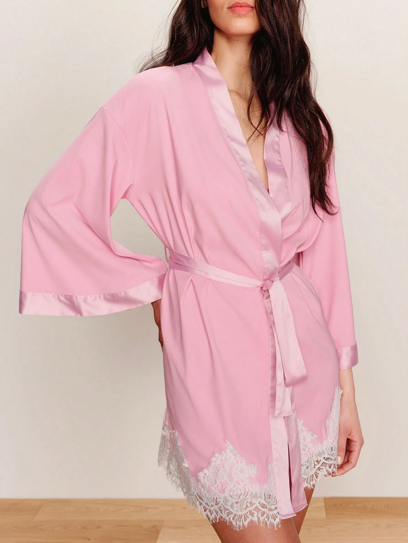 Mid-Length Pink Satin Kimono With White Scalloped Lace And Kimono Sleeves Chic Cozy Homewear Spring Summer French Style Parisian Style