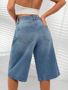 SHEIN Quần short jean cạp thấp, màu xanh dương nhạt, kiểu dáng đường phố, dài đến dưới đầu gối. - Rửa trung bình - Xem 2