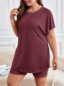 SHEIN Frenchy Plus Size Women Solid Color Round Neck Short Sleeve Top And Shorts Casual Daily 2 Piece Set - Red - View 6