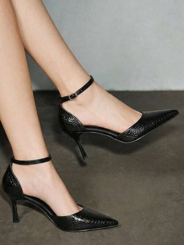 2025秋冬季女士尖头高跟时尚鞋，优雅高贵