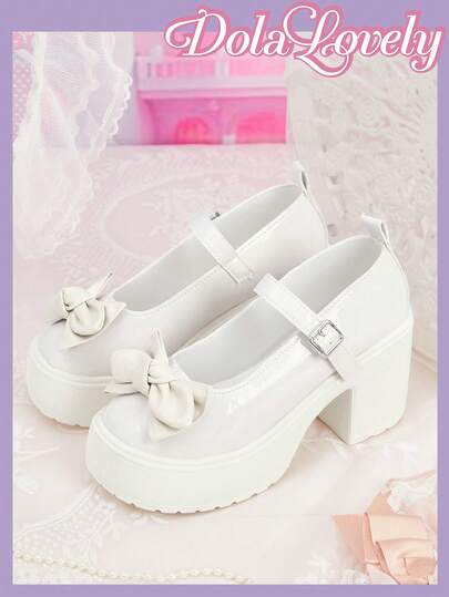 Dola Lovely 女士米色圆头玛丽珍蝴蝶结装饰厚底高跟鞋，适合洛丽塔、JK、哥特风格、生日派对等场合。
