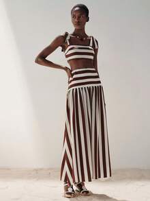 Aveloria Modichic 新款时尚度假海边优雅女士性感经典撞色条纹抹胸蝴蝶结吊带露脐上衣搭配高腰半裙，两件套女士套装 - 棕色 - 查看 3