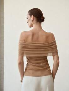 MOTF PREMIUM ÁO NỮ MÀU MƠ LƯỚI ÔM SÁT, KIỂU DÁNG GỢI CẢM, THANH LỊCH, MỘT VAI - Cà phê nâu - Xem 4