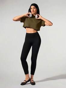 Fluxe Solid Color Knit Round Neck Short Sleeve Loose Cropped Casual Women T-Shirt,Summer Top - Mocha Brown - View 10