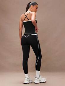 Lumalex 时尚简约黑白撞色方领吊带女士运动T恤 - 黑色 - 查看 9