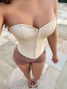 Alexandranx 纯色 PU 皮革紧身胸衣管米色胸杯腰部塑身束身衣上衣 - 米色 - 查看 5