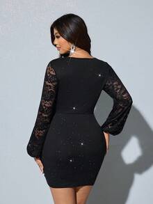 Viva Relle Vestido de encaje transparente con diseño de estampado de tela y cuello en V elegante para tallas grandes - Negro - Ver 2