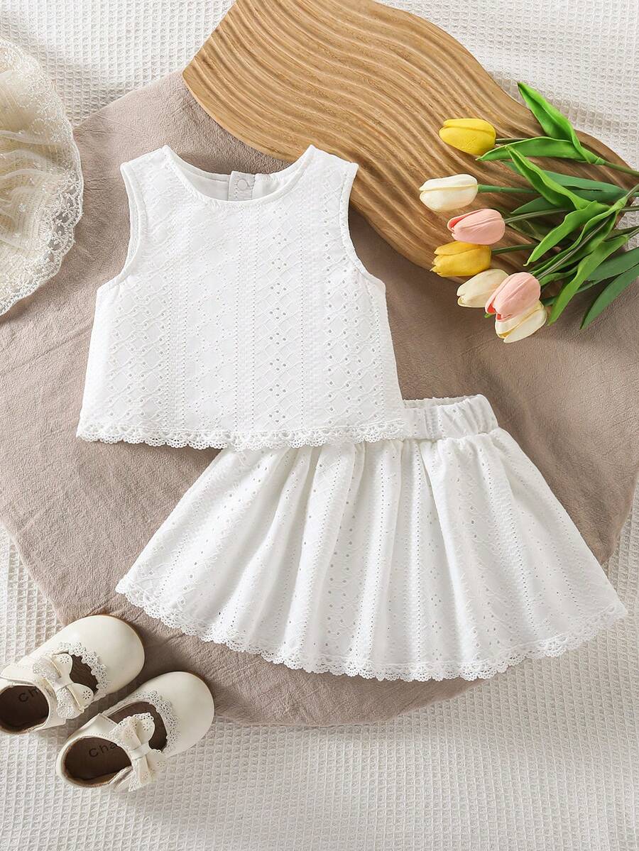 Bộ 2 món cho bé gái mùa xuân hè, kiểu dáng thanh lịch: áo không tay thêu và chân váy ngắn. - trắng - Xem 1