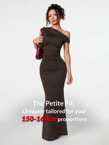 SHEIN PETITE 深棕色夏季優雅派對夜女款斜肩不對稱超長魚尾洋裝，夜店宴會約會穿搭，適合嬌小女性 - 咖啡棕 - 查看 8