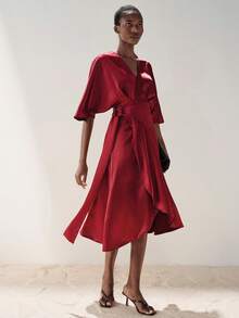 Aveloria Modichic Dunkelrot, Herbst, elegant, Party-Midi-Kleid aus Satin-Acetat-Stoff, figurbetont und ausgestellt, A-Linie, V-Ausschnitt, Wickelkleid, Metall-D-Ring-Gürtel, asymmetrischer Drapier-Saum, Fledermausärmel - Bordeaux - Übersicht 7