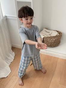 DAZY Young Boy Solid Color Round Neck Short Sleeve T-Shirt And Plaid Pants Pajamas Summer - Grey - View 7
