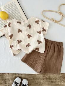LMoss Kids Bộ 2 món cho bé trai gồm áo thun ngắn tay và quần short kaki lưng thun in hình gấu hoạt hình dễ thương, thích hợp cho mùa hè. - Nhiều màu - Xem 2