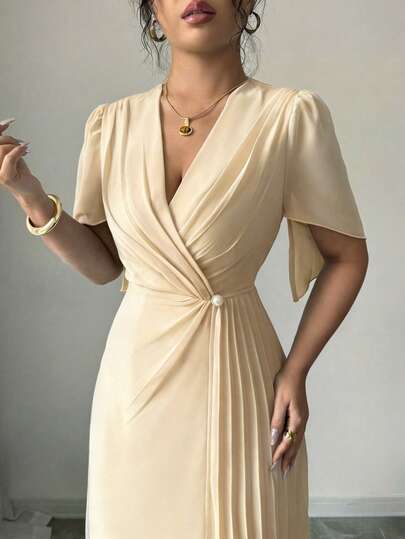 Rafferiza Solid Color Chiffon Cinched Waist Elegant Pleated Dress