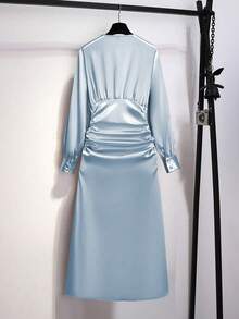 Franclia 女士优雅缎面V领派对礼服，光泽面料女士长袖连衣裙，优雅缎面连衣裙，前短后长中长连衣裙，女士正式礼服，高贵女士连衣裙 - 淺藍色 - 查看 2