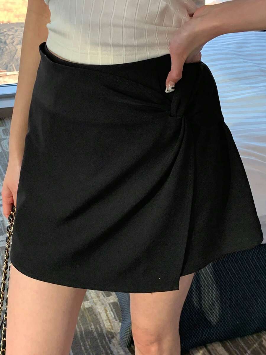 DAZY Pantalones cortos con abertura lateral de unicolor para mujer - Negro - Ver 1