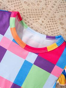 Elladie kids 3件套女童卡通碎花格子图案短袖连衣裙，夏季女童连衣裙，儿童连衣裙，女童春季连衣裙，幼儿连衣裙，儿童连衣裙，夏季套装，优雅派对连衣裙，柔软连衣裙。可爱女童连衣裙，夏季套装。优雅派对连衣裙。柔软连衣裙。 - 彩色 - 查看 4