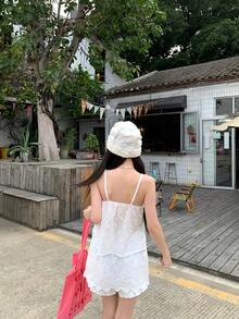 K-Vae Bộ trang phục thường ngày dành cho nữ: Áo hai dây thêu và chân váy ngắn. - trắng - Xem 2