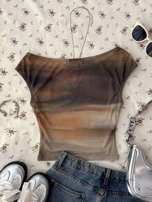 Áo thun nữ tuổi teen màu đen, họa tiết hoa hồng, tay ngắn lệch vai, chun co giãn, eo nhún, thích hợp cho kỳ nghỉ xuân hè, mặc thường ngày. - màu đen - Xem 3