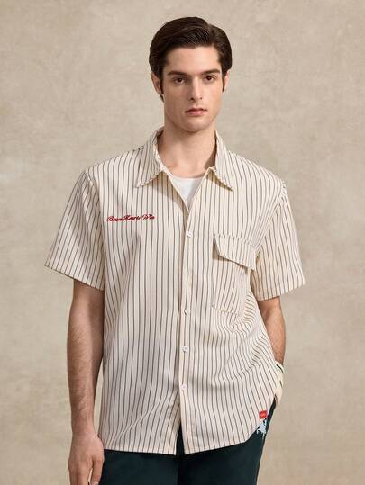 Courvante 男士条纹短袖单排扣休闲口袋衬衫 男士米色纽扣保龄球衬衫 男士短袖纽扣衬衫 男士工作衬衫 男士短袖纽扣衬衫 男士细条纹工作衬衫 男士米色纽扣衬衫