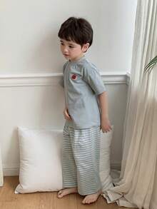 DAZY 男童条纹短袖上衣和裤子睡衣套装 - 藍色 - 查看 1