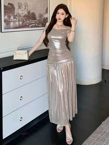 DAZY Women's Solid Color Shoulder Top And Mini Skirt 2 Pieces Set, Fashionable For Dates And Outings Wedding Guest Skirt Women - Khaki - View 2