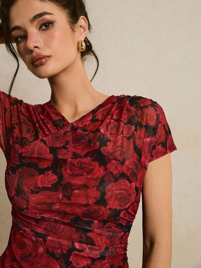 Poéselle Women's Floral Print Casual Versatile Daily Wear T-Shirt
