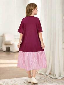 SHEIN Robe d'été à manches courtes pour préadolescentes, coupe évasée, patchwork rose, imprimé rayé numérique, avec nœud décoratif. Robe décontractée et douce. Robes d'hiver avec détails de nœud. Robes de chambre pour dames - Rose vif - Voir 3