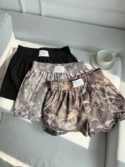 SHEIN EZwear Conjunto de 3 piezas de shorts casuales de mujer con estampado de camuflaje, de tela tejida, para uso diario cómodo