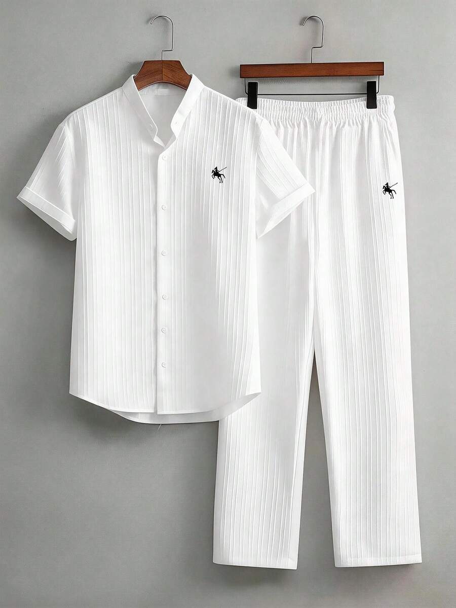 Manfinity Dauomo Bộ áo sơ mi ngắn tay và quần dài in họa tiết tối giản dành cho nam. - trắng - Xem 1
