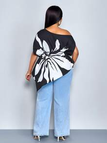 SOLERSUN Plus Size Women Summer Black And White Elegant Blouse, Autumn Loose-Fitting One-Shoulder Casual Top Asymmetrical Hem And Drawstring Tie-Waist - Black and White - View 2
