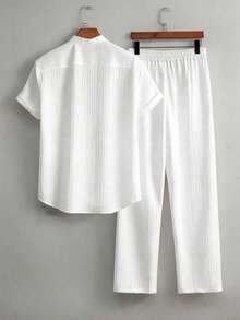 Manfinity Dauomo Bộ áo sơ mi ngắn tay và quần dài in họa tiết tối giản dành cho nam. - trắng - Xem 2