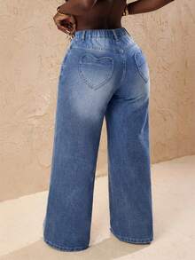 Slaydiva Plus Size Heart Pocket Straight Leg Jeans - Light Wash - View 2