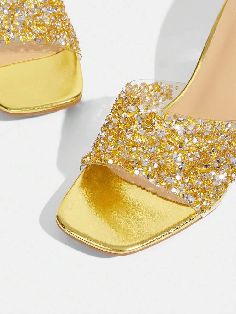 CUCCOO TILAWA Women Heeled Sandals