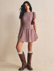 Poéselle Đầm ngắn tay cánh hoa kẻ sọc cài cúc dành cho nữ, kiểu dáng thường ngày. - Nhiều màu - Xem 6