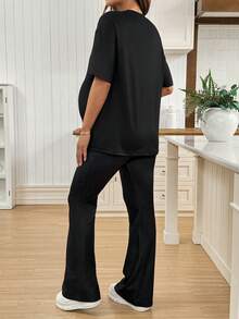 SHEIN Bow Print T-Shirt Paired With Adjustable Waist Slim Flare Pants, Solid Color Maternity 2 Pieces Set - Black - View 3