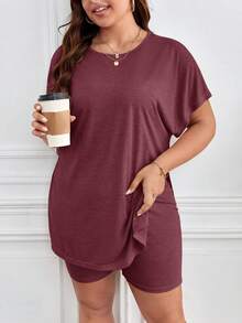 SHEIN Frenchy Plus Size Women Solid Color Round Neck Short Sleeve Top And Shorts Casual Daily 2 Piece Set - Red - View 1
