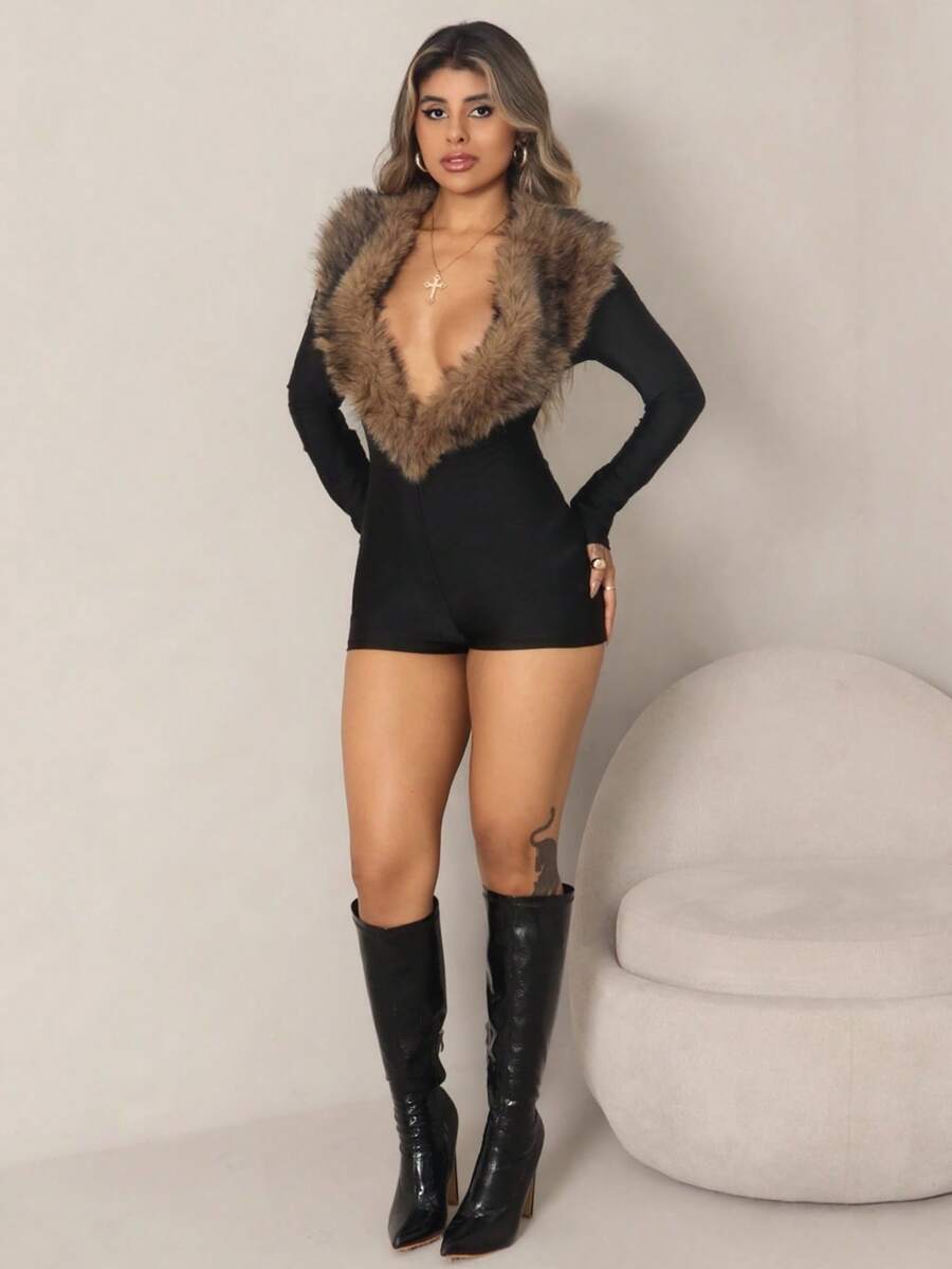 Rayane Ketlyn Mono ajustado de manga larga con cuello en V profundo y aplicación de cuello de piel - Negro - Ver 1
