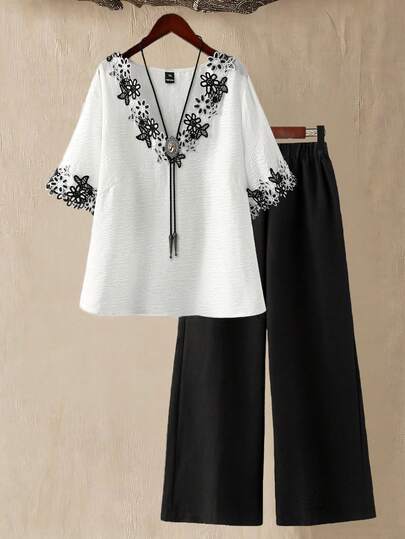 SHEIN LUNE CURVE Conjunto de 2 piezas de mujer talla grande con blusa de algodón y lino con cuello en V y encaje de contraste, manga corta, holgada y texturizada + pantalón casual cómodo de cintura elástica