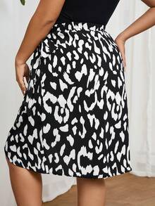 SHEIN Frenchy Chân váy quấn cỡ lớn in họa tiết da báo - Nhiều màu - Xem 2