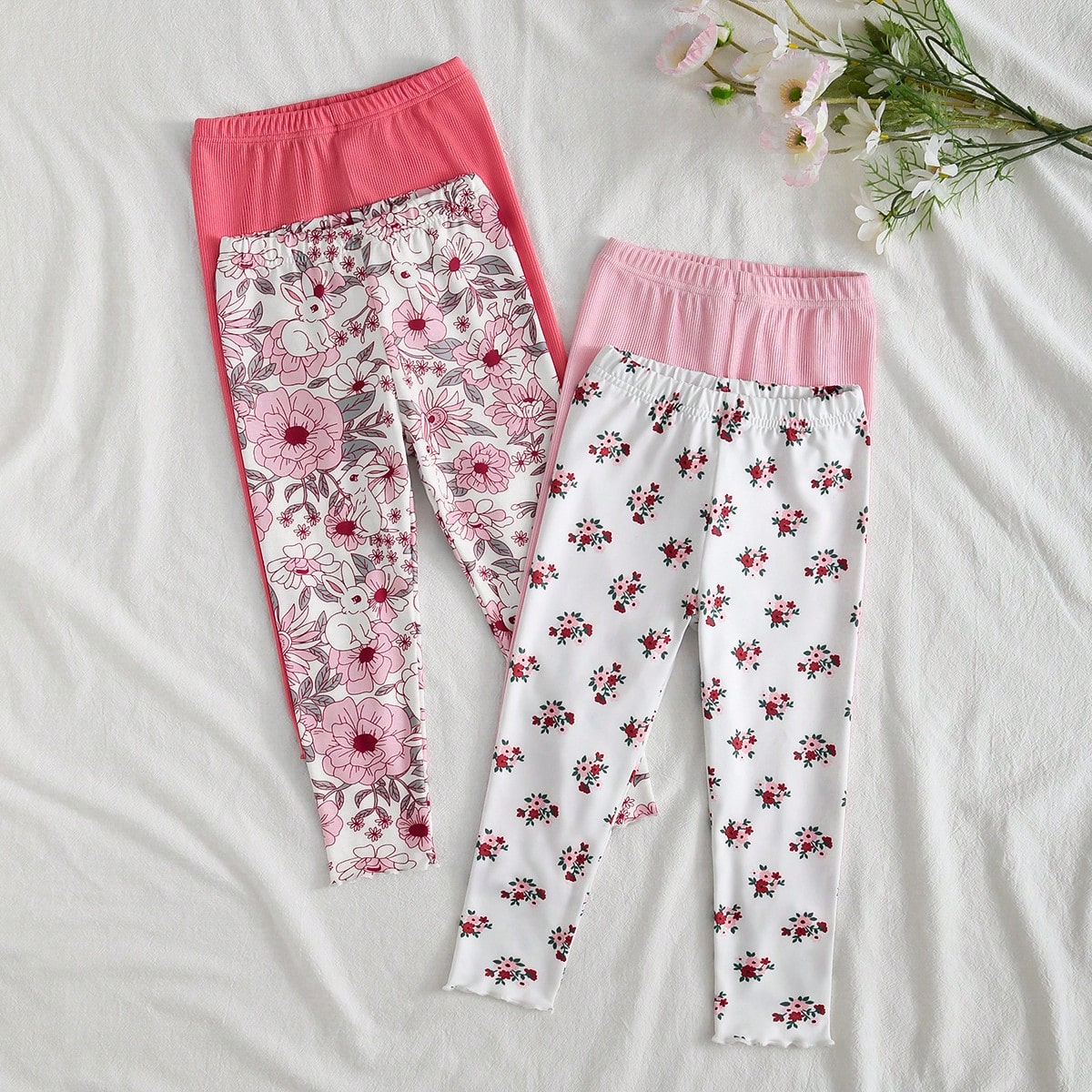 Set de 4 leggings de punto acanalado con estampado floral diminuto, dulce y versátil en tonos apricot y suaves, para primavera/verano