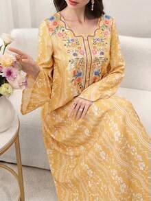 Yasmyna Đầm kiểu Ả Rập cổ chữ V, cài cúc phía trước, họa tiết hoa. - Màu vàng - Xem 7