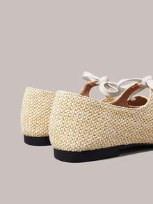 Styleloop Giày bệt nữ, kiểu dáng slip-on, điểm nhấn nơ 3D trang trí, phong cách Bohemian, retro Mỹ, miền Tây, thích hợp cho lễ hội âm nhạc, tiệc tùng, là món đồ thiết yếu cho kỳ nghỉ xuân, váy Bohemian, trang phục ngày lễ, đồ dùng cần thiết khi đi du lịch. - Màu hạnh nhân nhạt - Xem 5