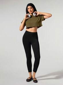 Fluxe Solid Color Knit Round Neck Short Sleeve Loose Cropped Casual Women T-Shirt,Summer Top - Mocha Brown - View 5
