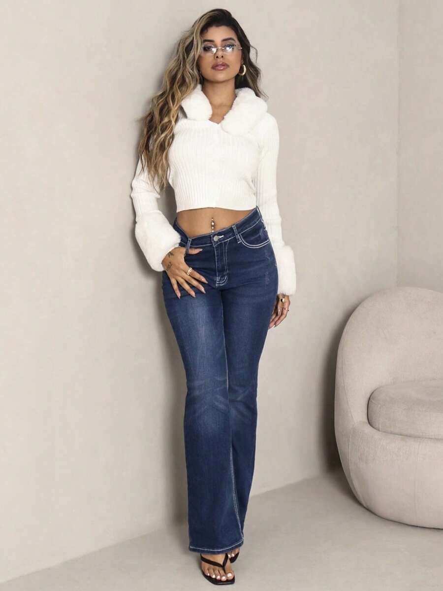 Rayane Ketlyn Spring Y2K Retro Midriff-Baring Pocket Cross Wing Embroidery Fitted Flare Leg Women Jeans - Blue - View 1
