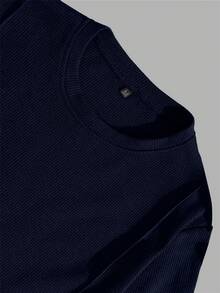 EURMUSE Cotton Men Patch Detailed With A Label Regular T-Shirt & Pants Two Pieces - Navy Blue - View 3