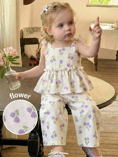 SHEIN Conjunto de top de tirantes y pantalones de cintura elástica con estampado floral diminuto para bebé niña en verano