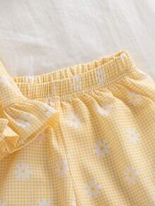 SHEIN Vintaside Kids 两件套女婴夏季时尚简约可爱蓝白格子印花背心上衣，饰有蝴蝶结，搭配同款格子印花裤子，适合户外、上学、旅行穿着。 - 黃色 - 查看 7